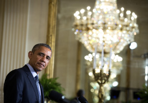 FILE — President Barack Obama speaks in the East Room of the White House, in Washington, June 30, 2015. Aides expect Obama to in the coming weeks issue orders freeing dozens of federal prisoners serving time for non-violent drug offenses, part of a broader effort to correct what he sees as the excesses of past generations of tough-on-crime politicians. (Doug Mills/The New York Times)